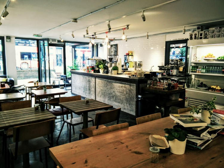 Jimmy and The Bee slider image