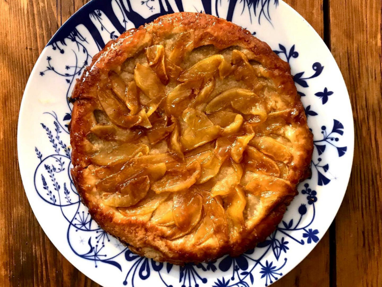 Jimmy and The Bee slider image