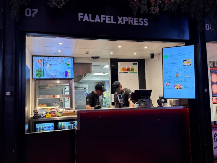 Falafel Xpress slider image
