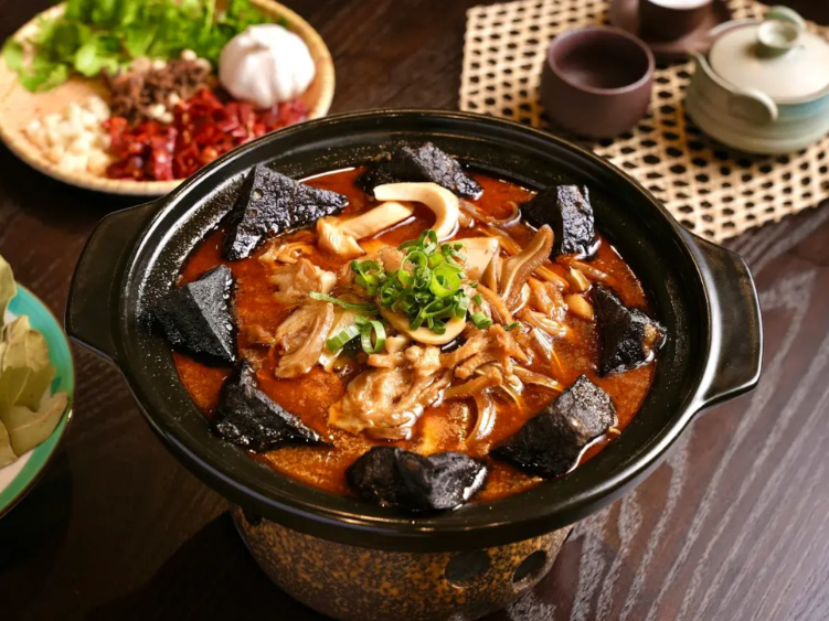 25 Spices Hunan slider image