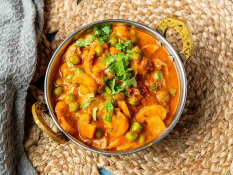 Curry Thieves slider image