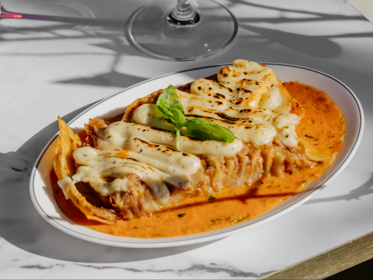 In Forno - Hamilton slider image