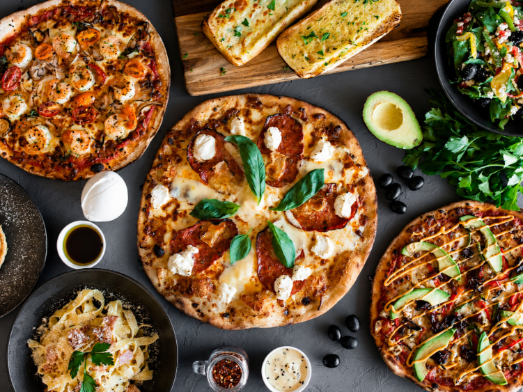 DiRoma Pizzeria slider image