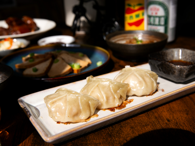 Ni Fon Kitchen slider image