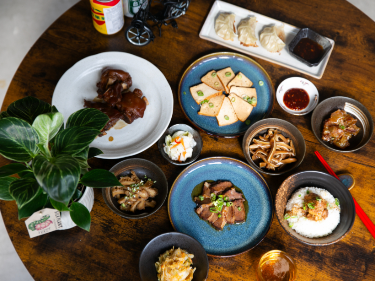 Ni Fon Kitchen slider image