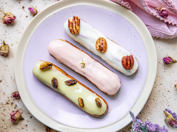 Cafe de la Fontaine slider image