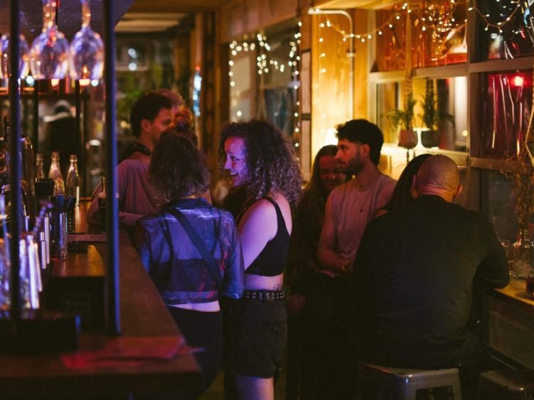 Hoxton Cabin slider image