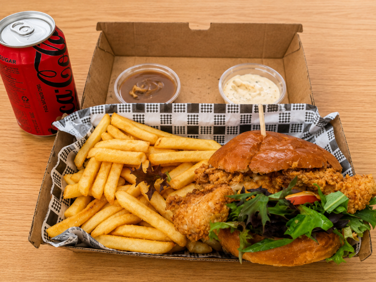 Amr's Grill Restaurant slider image