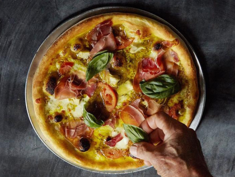 Neighborhood Pizza and Pasta slider image