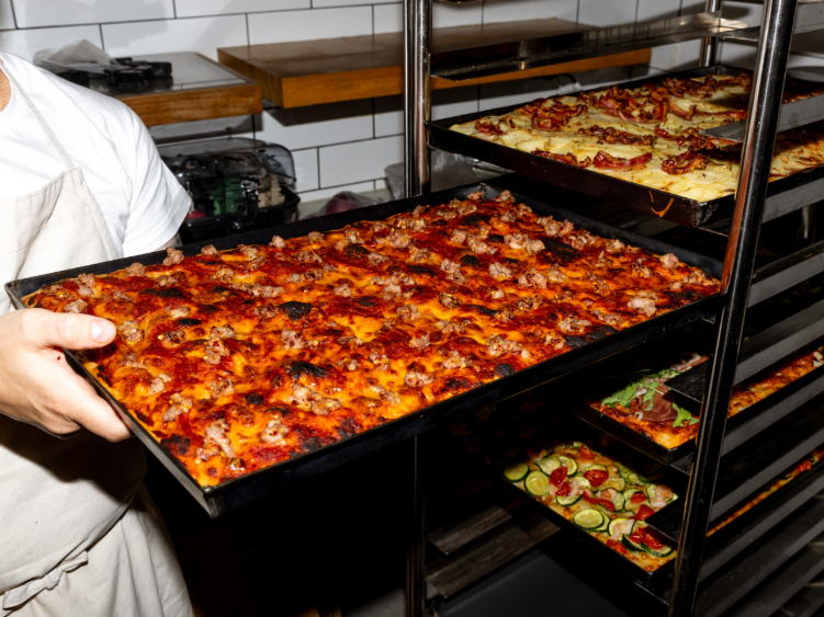 In Teglia Pizzoteca slider image