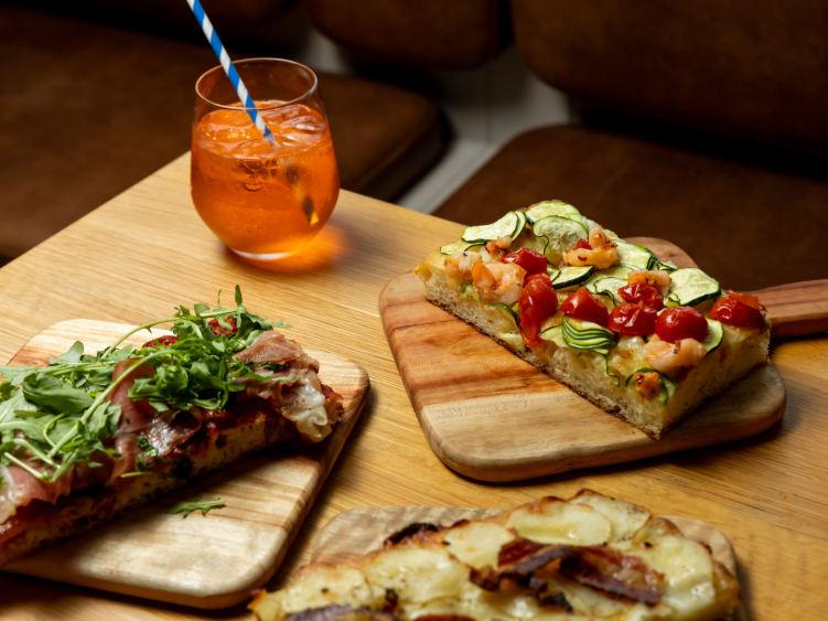 In Teglia Pizzoteca slider image