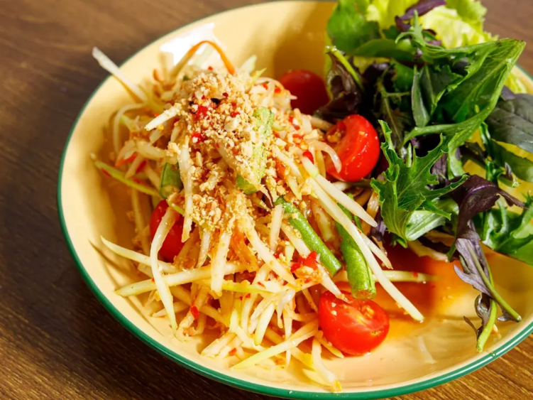 Chuuan Chim slider image