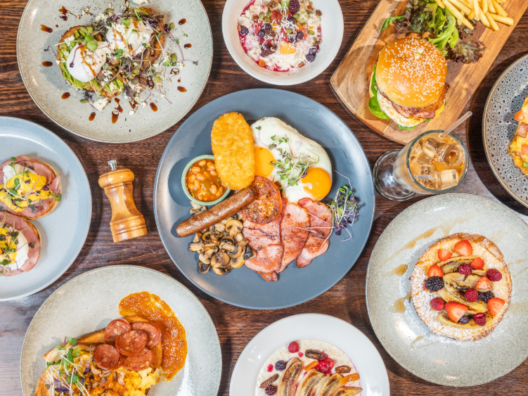 Bullrun Cafe slider image