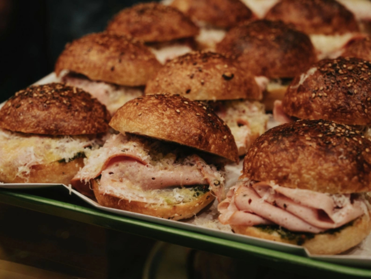 Fiore Sandwich slider image
