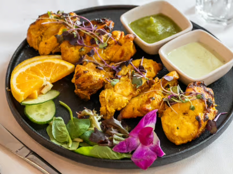 Indian Curry Club - Essendon  slider image