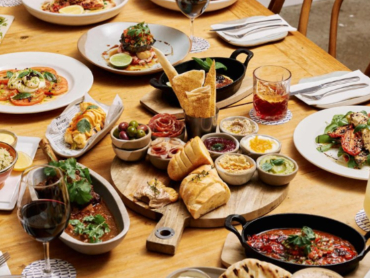 Maman Bar & Kitchen slider image