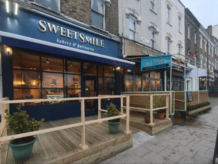 Sweetsmile Bakery & Patisserie slider image