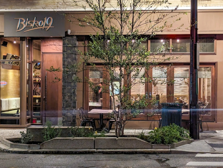 The Bistro 19 slider image