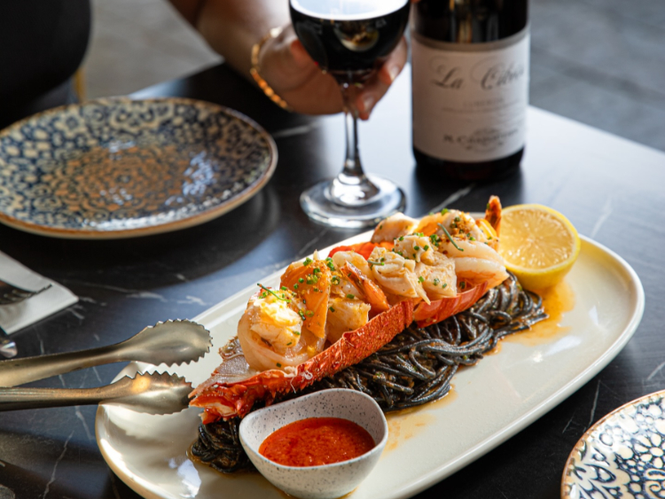 The Bistro 19 slider image