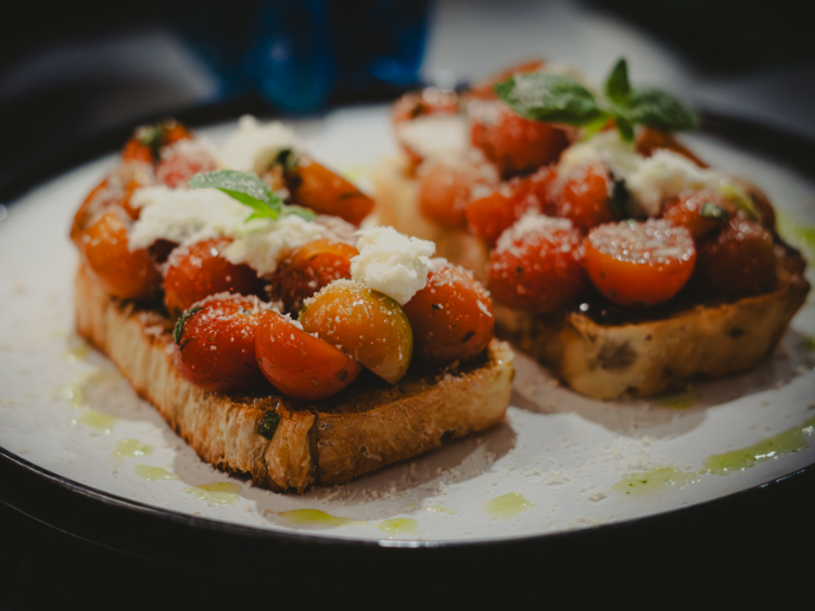 Sogno Italiano - Burleigh Waters slider image
