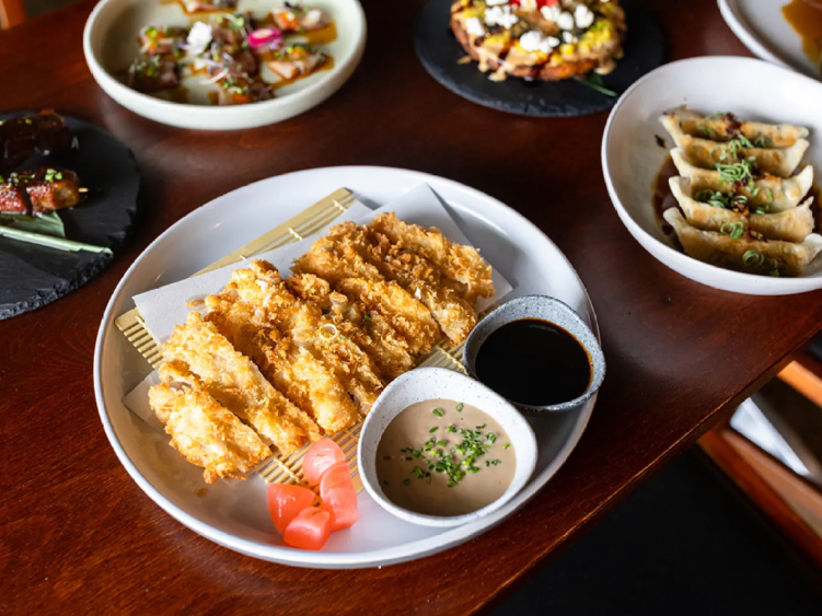 Momoko - Southport slider image