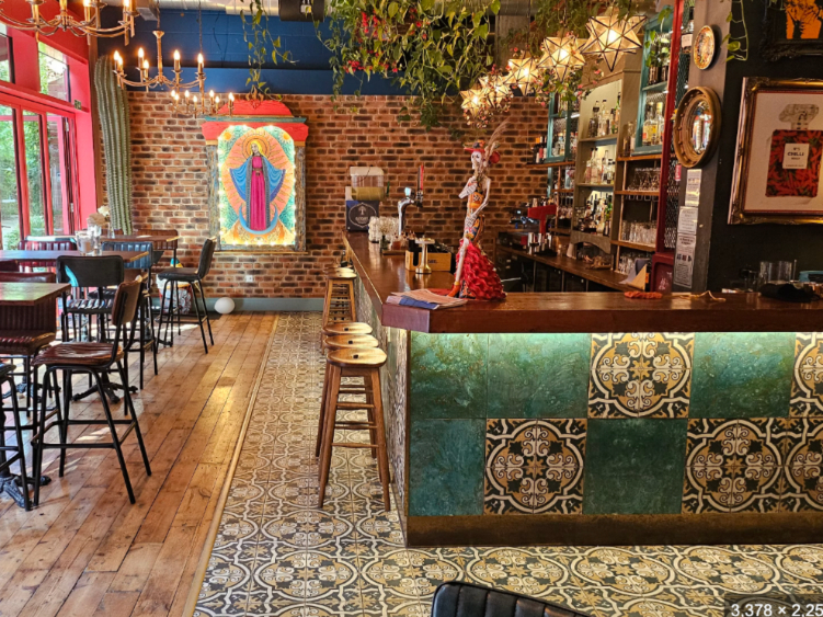 Cheeky Chicos - Elephant Park slider image