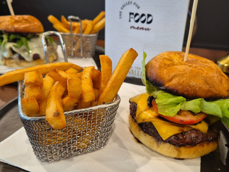 The Valley Pub slider image