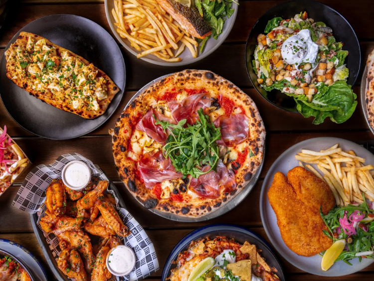 King 326 slider image