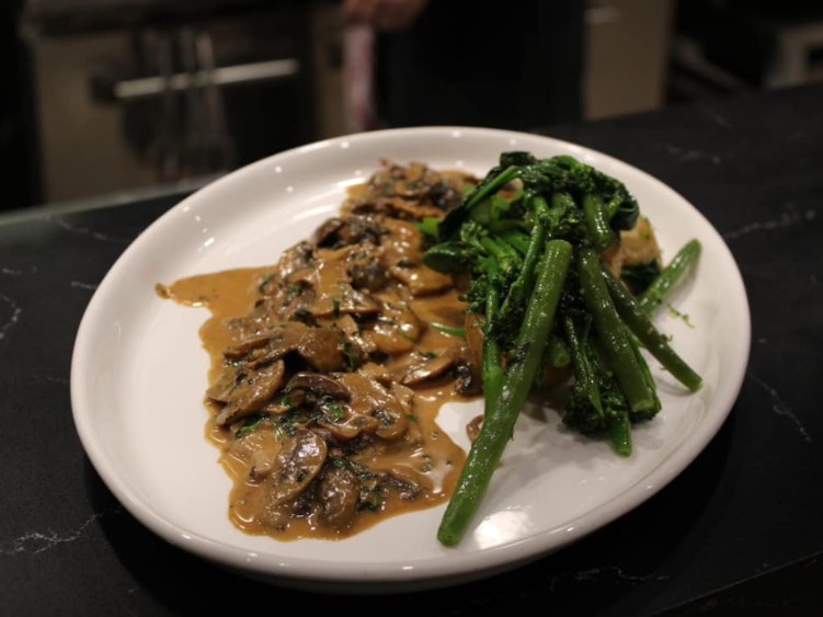 Erin's - West Ryde slider image