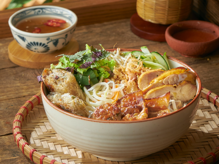 Madame Trang slider image