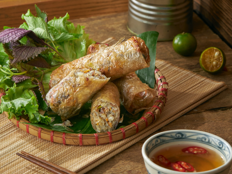 Madame Trang slider image