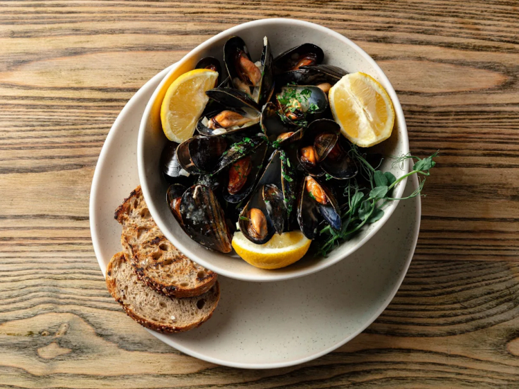 The SeaShell of Lisson Grove slider image