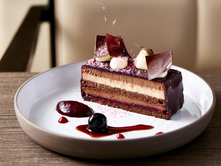 The Living Room by Park Hyatt slider image