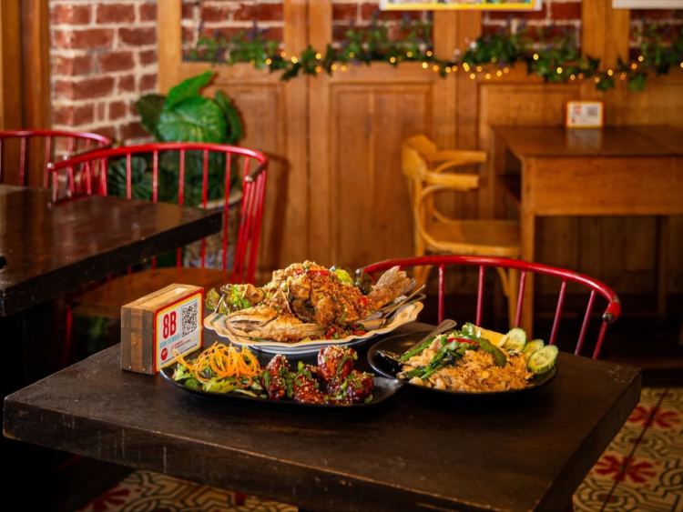 Little B slider image