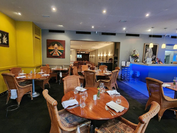 Royal India Restaurant  slider image
