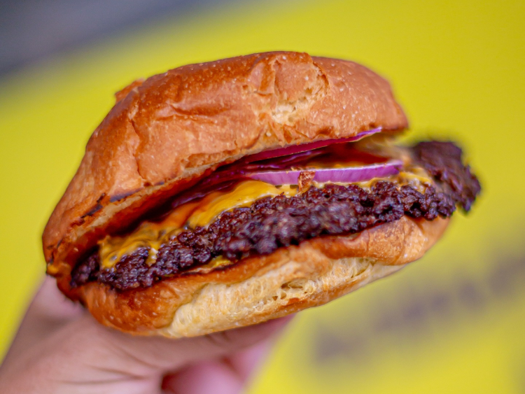 Burger Villains - Tuggeranong slider image