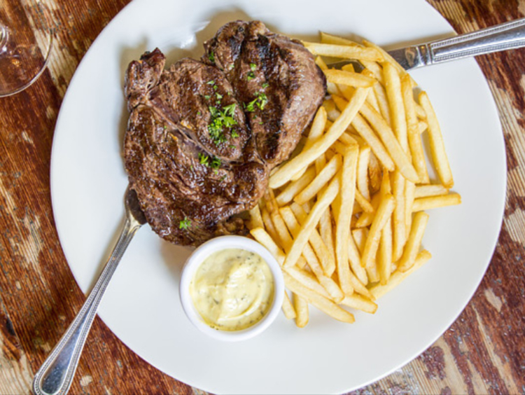 Le Garrick slider image