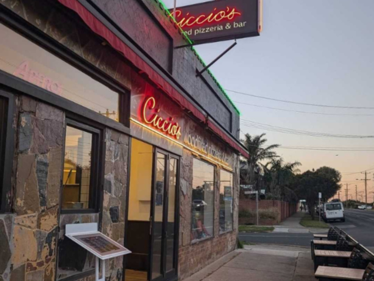 Ciccio's Woodfire Pizzeria & Bar - Aspendale slider image