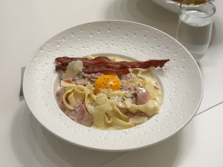 Rivery Dining slider image