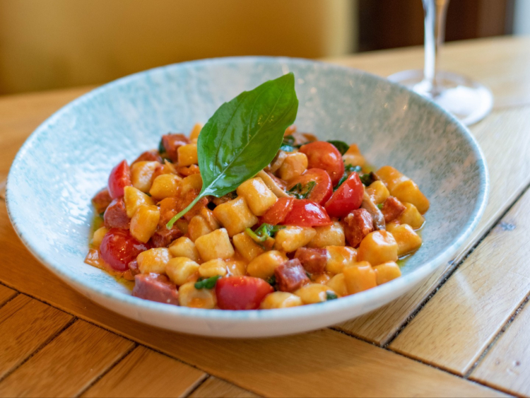 Caminata slider image