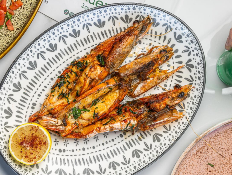 Madera Lounge slider image