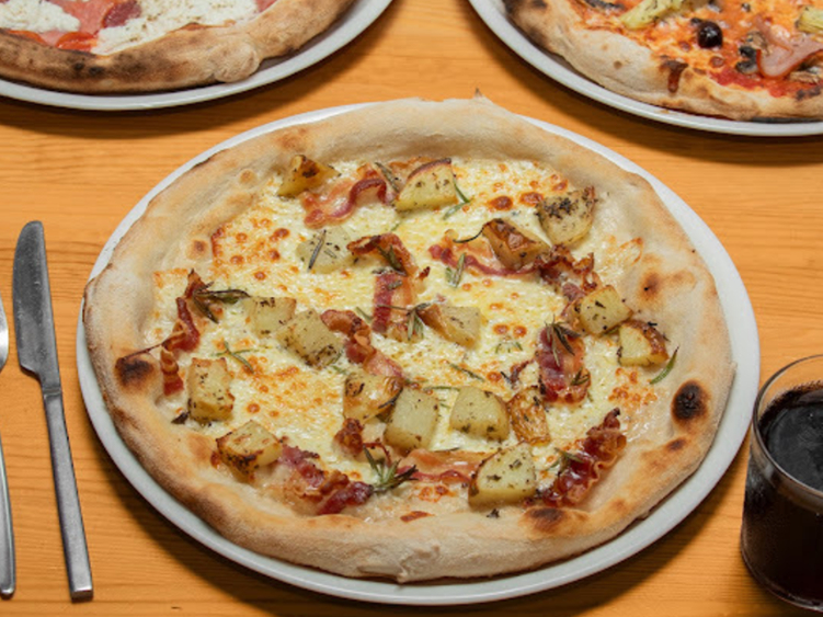 250 Pizza Lab slider image