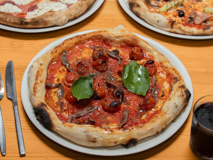 250 Pizza Lab slider image