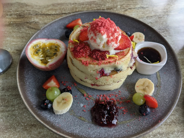 Dazed Cafe - Breakfast Point slider image