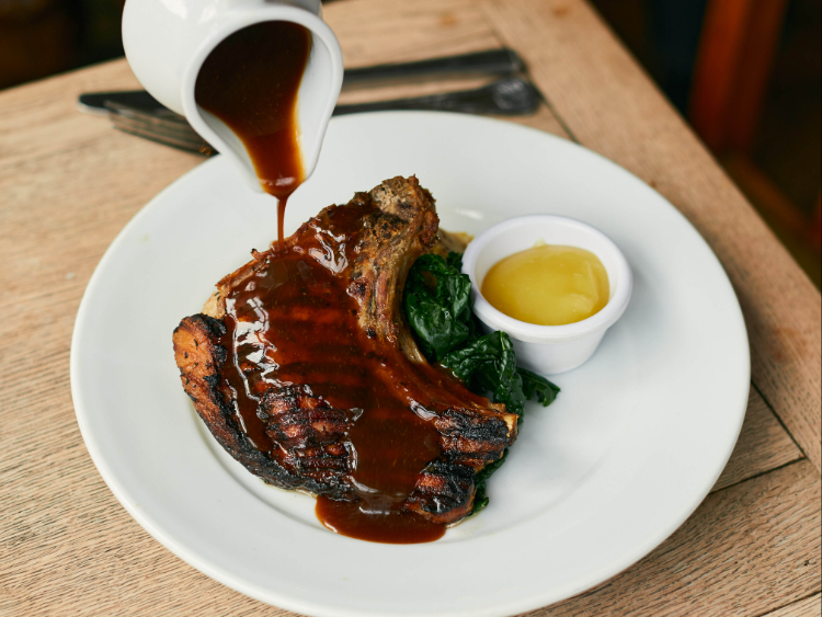 Three Crowns - Stoke Newington slider image