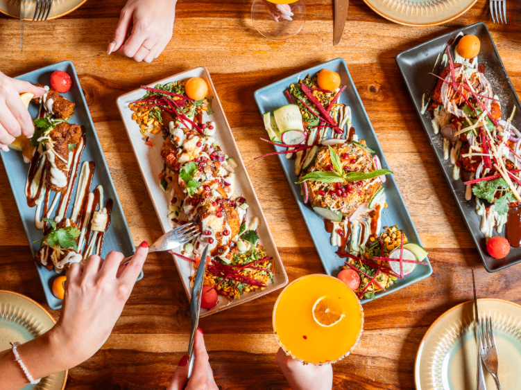 Saroor Bar and Restaurant slider image