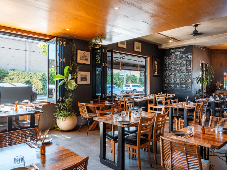 Saroor Bar and Restaurant slider image