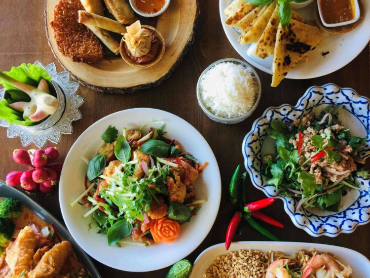 Scoresby Thai Restaurant slider image