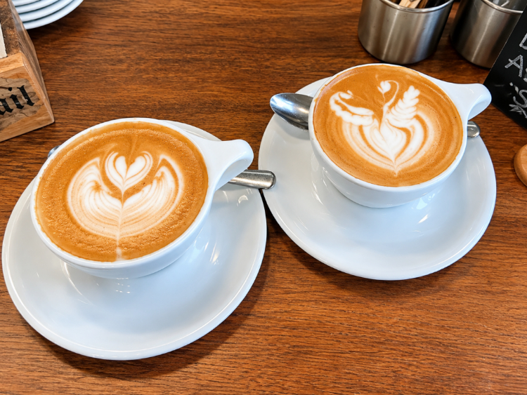 2 Love Tea and Coffee House