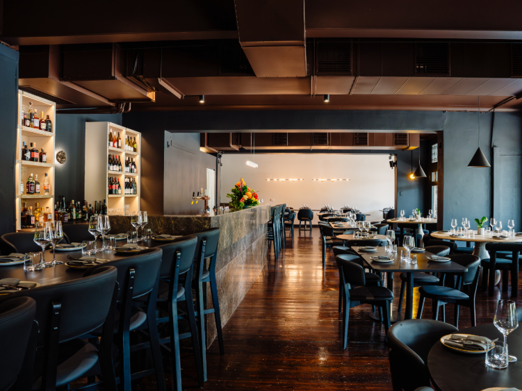 Ozin Restaurant slider image